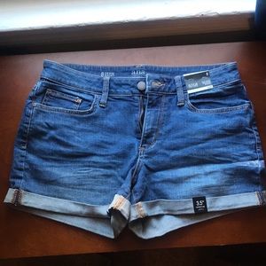NWT! a.n.a shorts